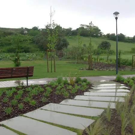 Apartamento Modern 3 Bedroom Flat In *