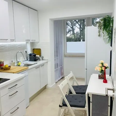 Modern 3 Bedroom Flat In Apartamento *