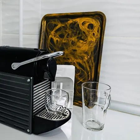 Apartamento Modern 3 Bedroom Flat In *