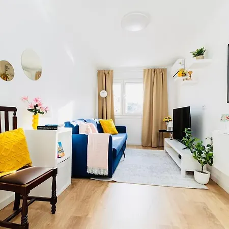 Modern 3 Bedroom Flat In * Lisbon