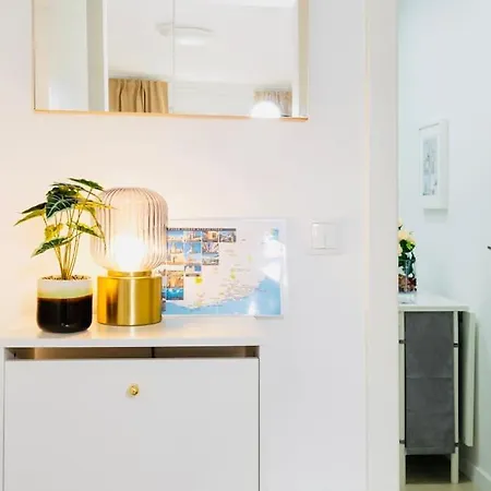 Modern 3 Bedroom Flat In * Lisbon